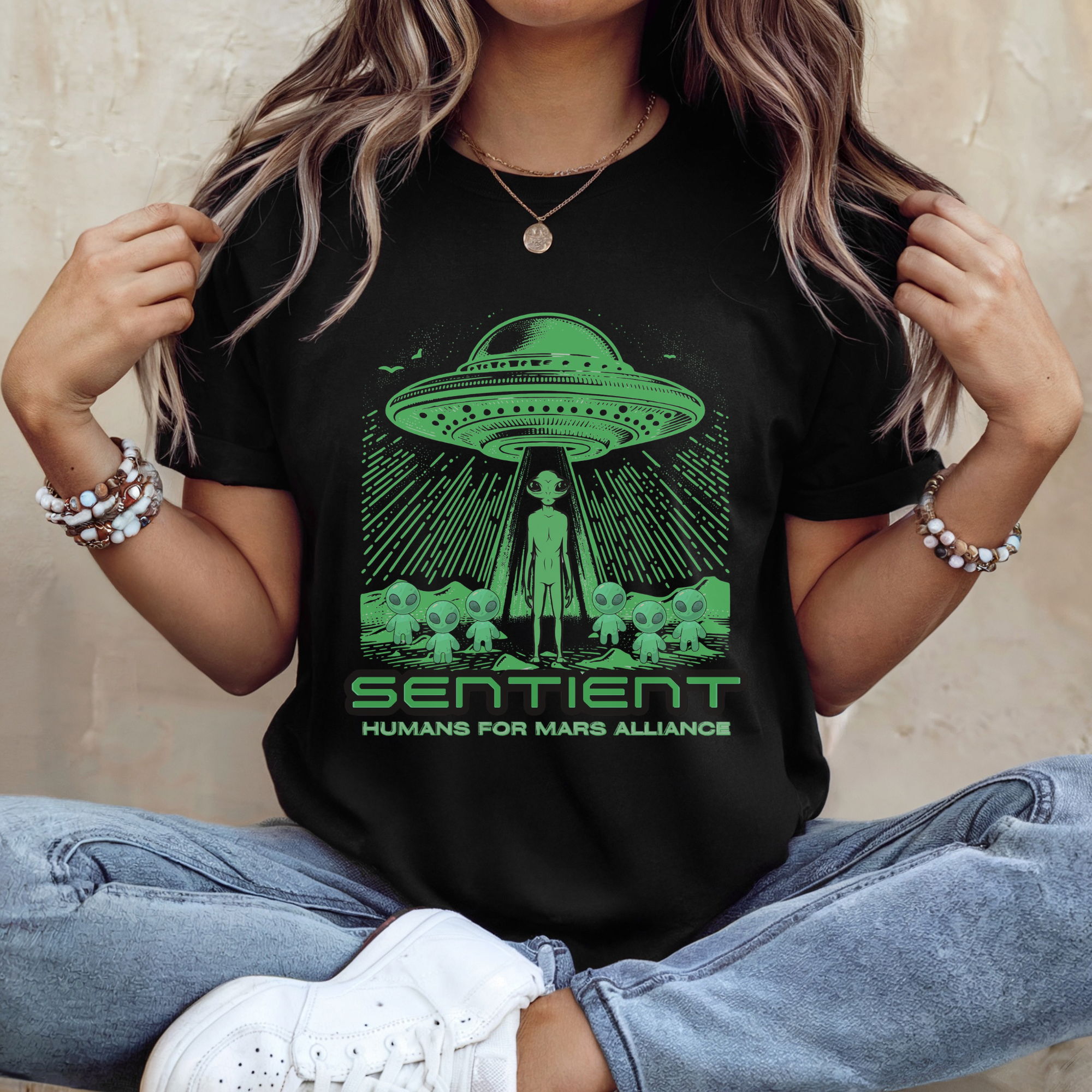 Sentient Aliens Humans for Mars Alliance Graphic T-Shirt